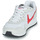 Pantofi Femei Pantofi sport Casual Nike VENTURE RUNNER Alb / Roz