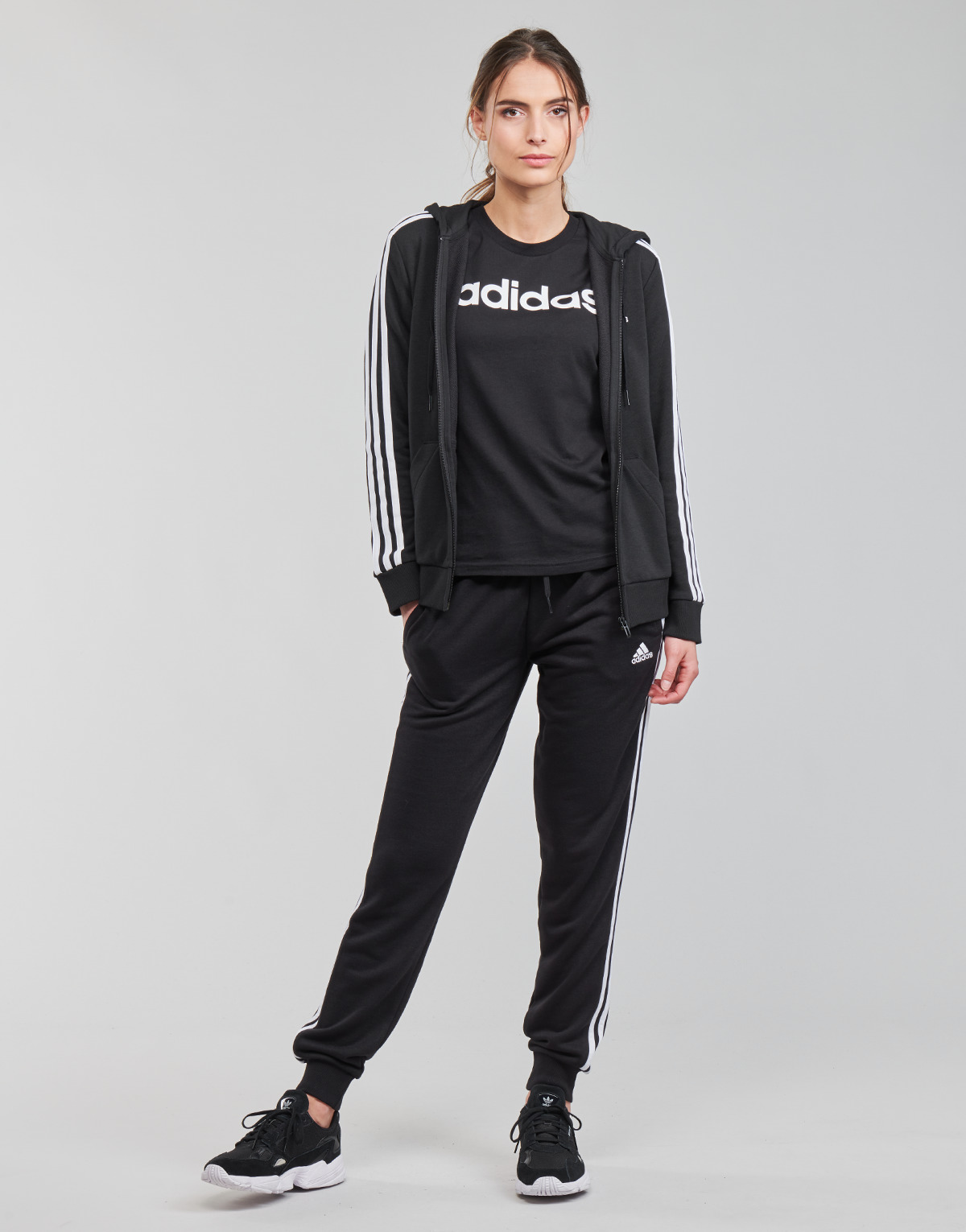 Îmbracaminte Femei Pantaloni de trening Adidas Sportswear WESFTEC Negru